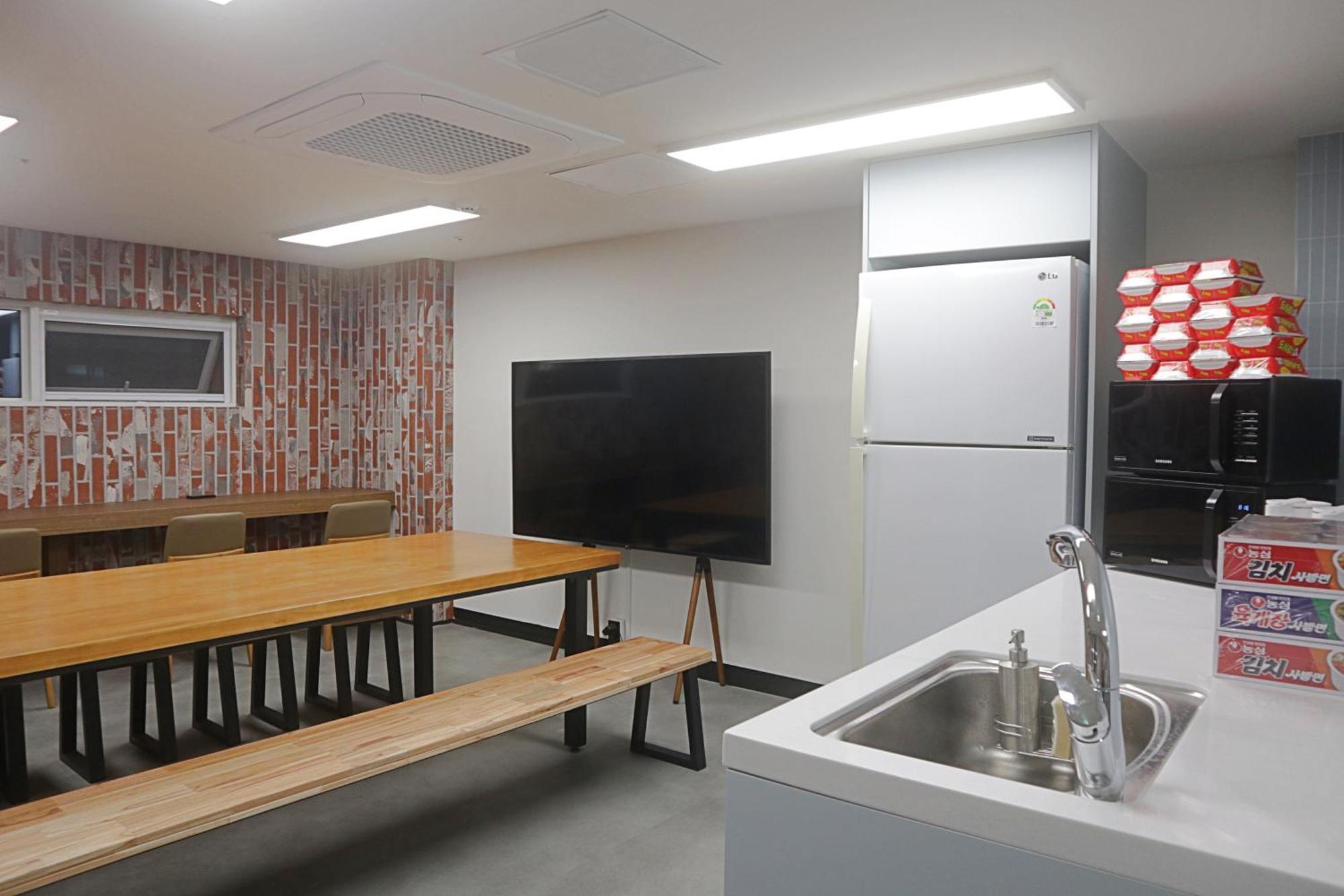 Sokcho Station Hostel Exteriér fotografie